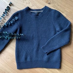 Banana republic | wool sweater | size M